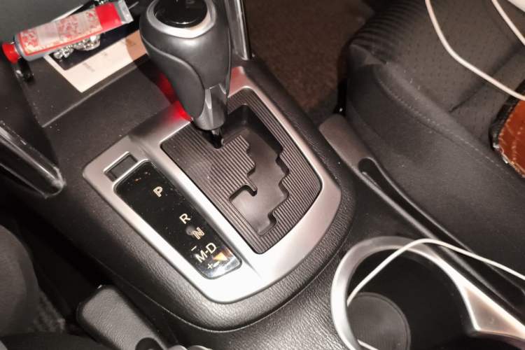 Used Mazda CX-5 2013 2.0L Automatic 4x4 Elite Version Gear Lever