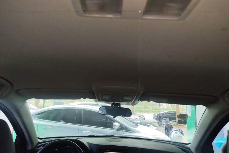 Used Mazda CX-5 2013 2.0L Automatic Two-Wheel Drive Comfort Version Headliner