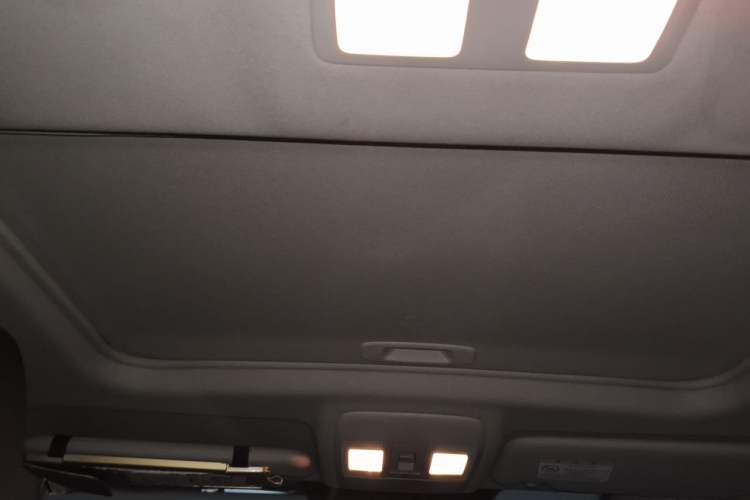 Used Mazda CX-5 2013 2.0L Automatic 4x4 Elite Version Headliner