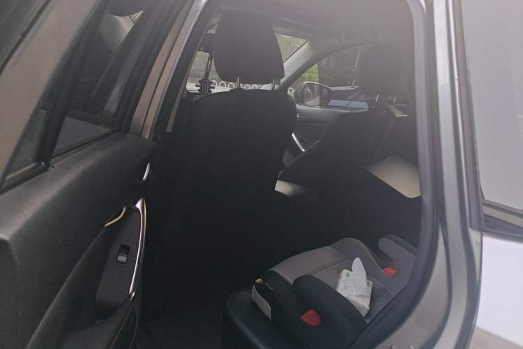 Used Mazda CX-5 2013 2.5L Automatic 4x4 Luxury Version Left Rear Seat