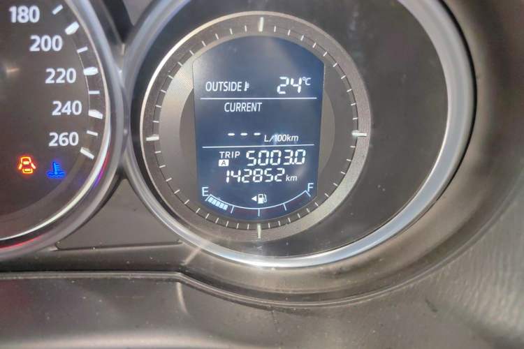 Used Mazda CX-5 2013 2.0L Manual Two-Wheel Drive Comfort Version Odometer Close Up