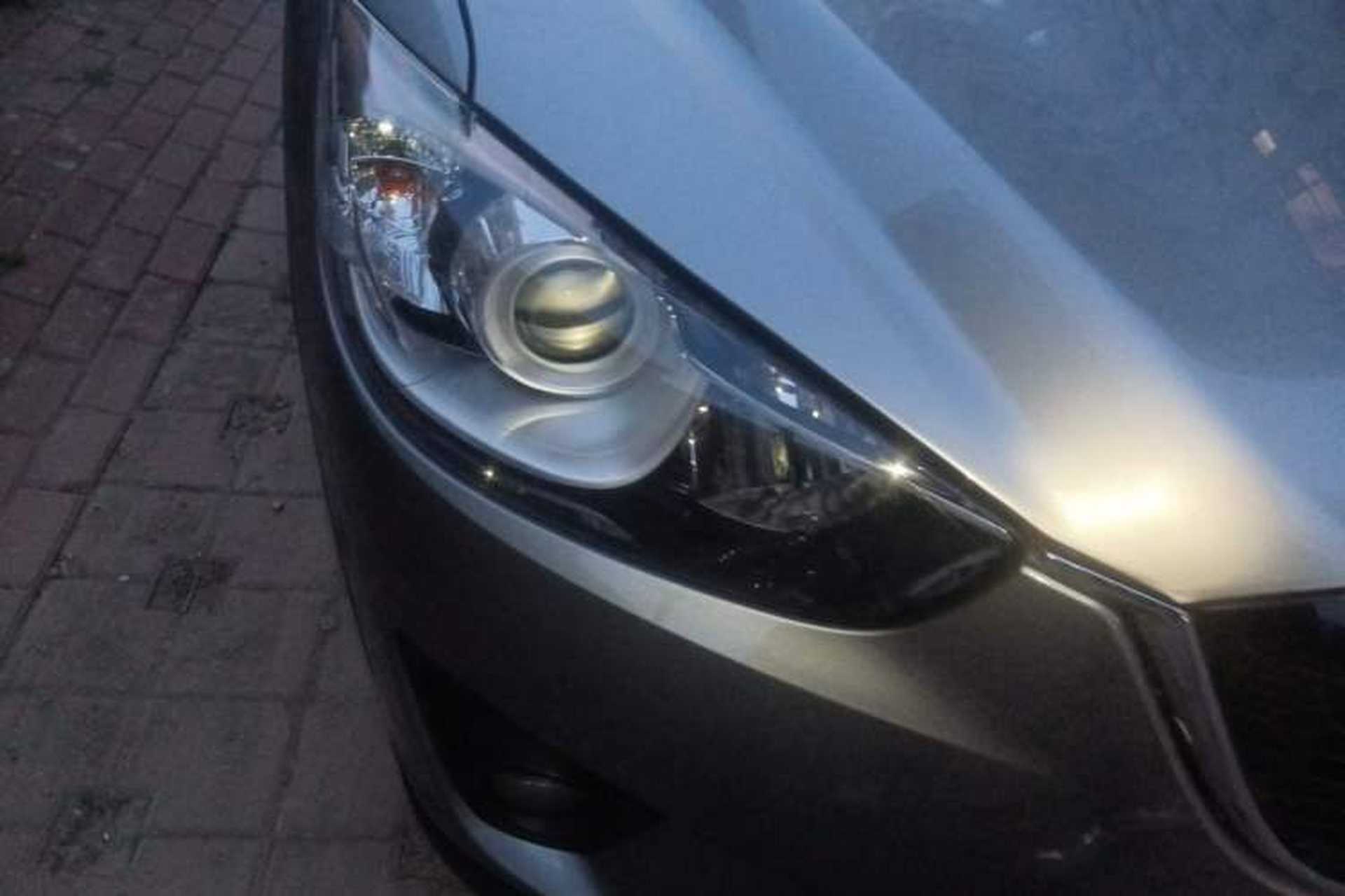 Used Mazda CX-5 2013 2.0L Automatic Two-Wheel Drive Comfort Version Right Front Headlight