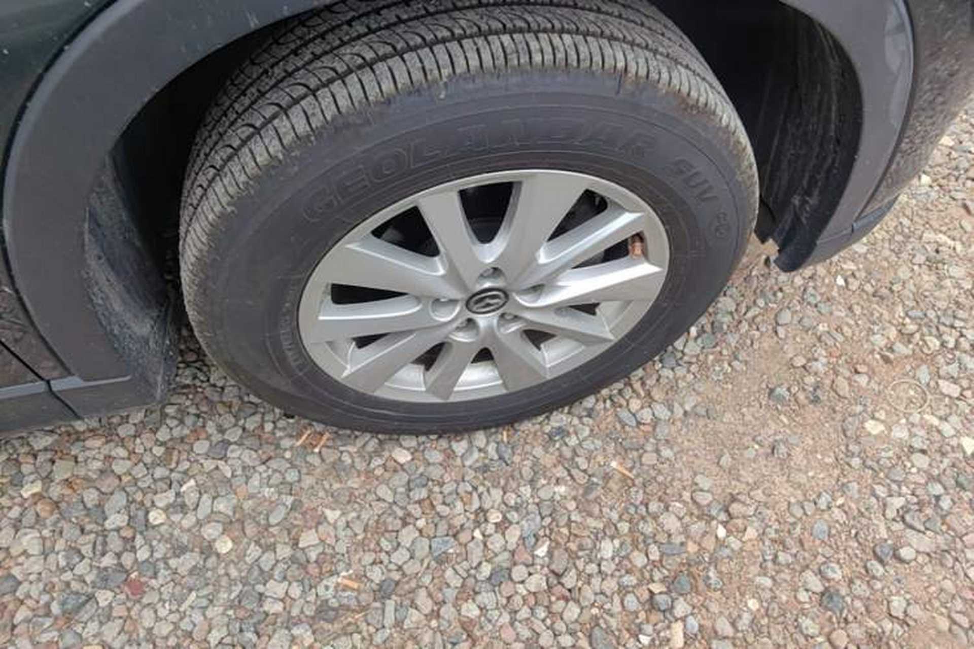 Used Mazda CX-5 2013 2.0L Automatic Two-Wheel Drive Comfort Version Right Front Wheel Hub