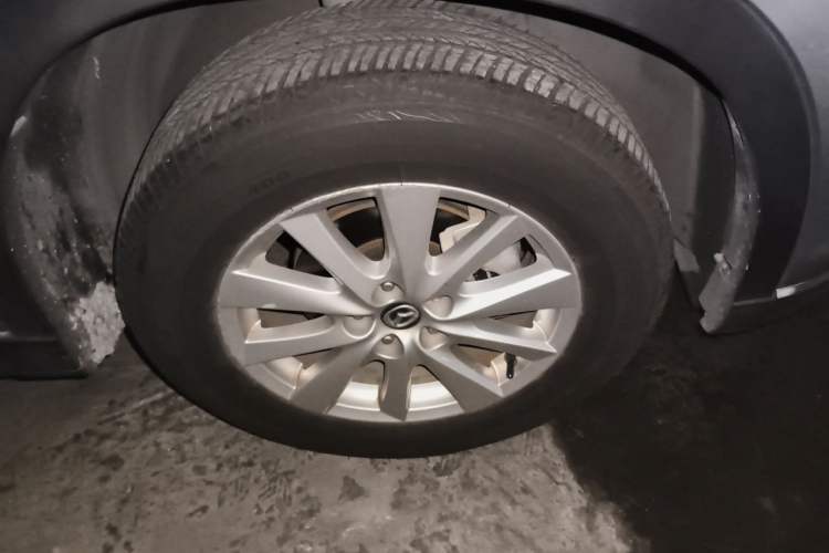 Used Mazda CX-5 2013 2.0L Automatic 4x4 Elite Version Right Front Wheel Hub