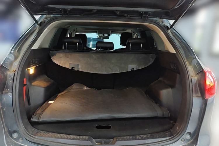 Used Mazda CX-5 2013 2.5L Automatic 4x4 Luxury Version Trunk