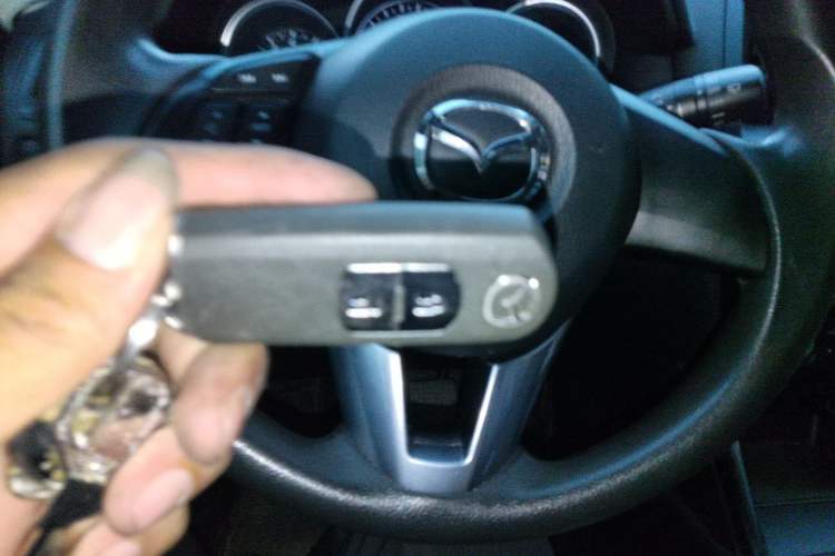 Used Mazda CX-5 2013 2.0L Automatic Two-Wheel Drive Comfort Version Vehicle Key