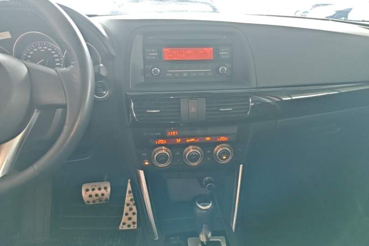 Used Mazda CX-5 2013 2.0L Automatic Two-Wheel Drive Comfort Version Audio And AC Panel