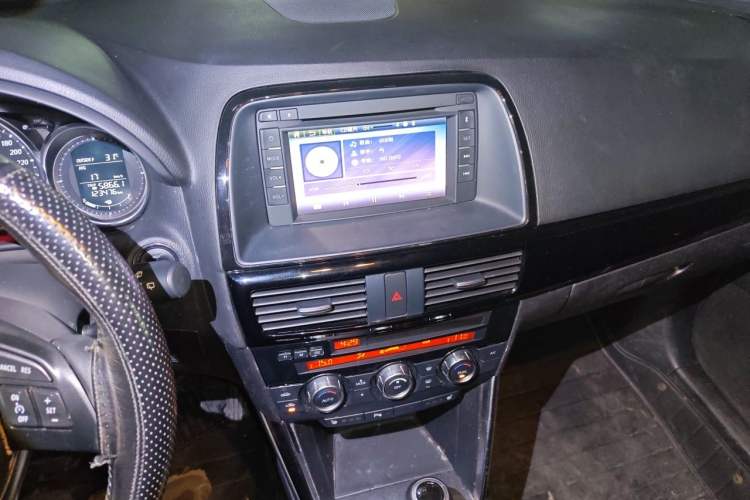 Used Mazda CX-5 2013 2.0L Automatic 4x4 Prestige Edition Audio And AC Panel