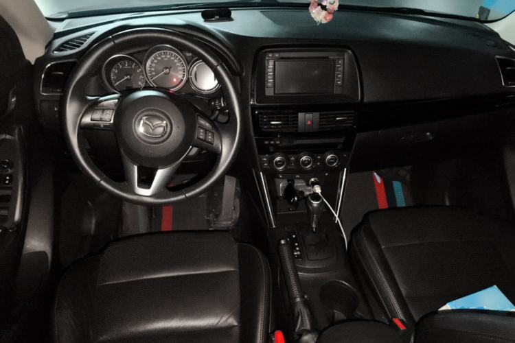 Used Mazda CX-5 2013 2.5L Automatic 4x4 Luxury Version Center Console