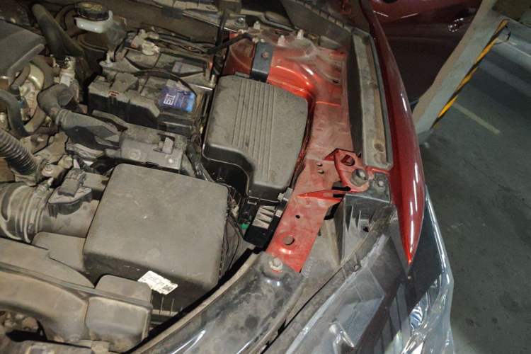 Used Mazda CX-5 2013 2.0L Automatic Two-Wheel Drive Comfort Version Engine Bay Left
