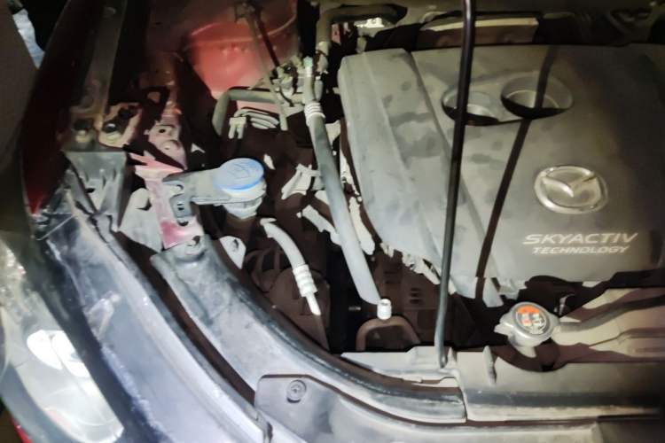 Used Mazda CX-5 2013 2.0L Automatic Two-Wheel Drive Comfort Version Engine Bay Right