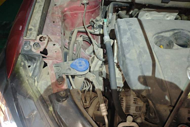 Used Mazda CX-5 2013 2.0L Automatic 4x4 Prestige Edition Engine Bay Right