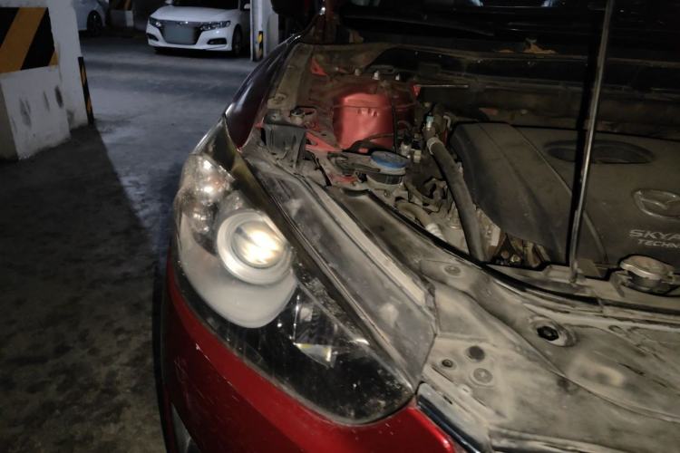 Used Mazda CX-5 2013 2.0L Automatic 4x4 Elite Version Engine Bay Right