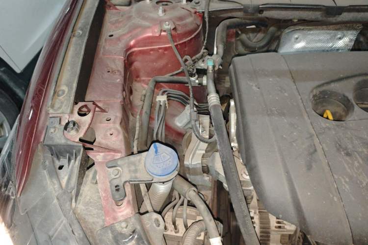 Used Mazda CX-5 2013 2.0L Automatic 4x4 Prestige Edition Engine Bay Right