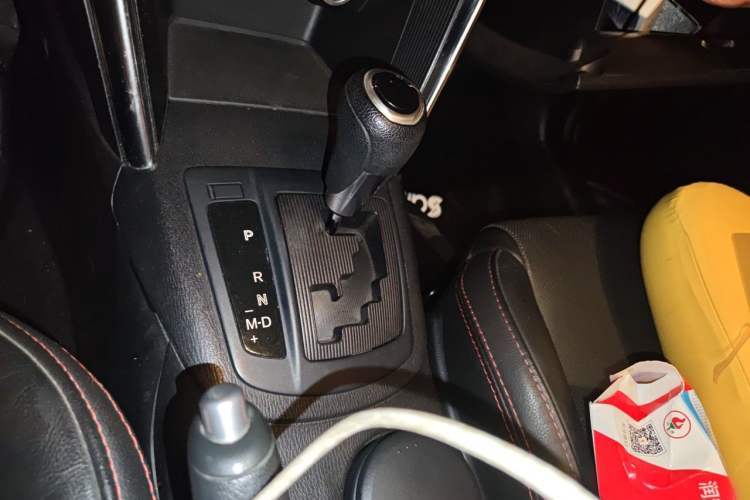 Used Mazda CX-5 2013 2.0L Automatic Two-Wheel Drive Comfort Version Gear Lever