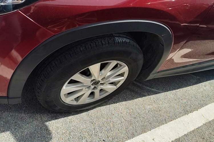 Used Mazda CX-5 2013 2.0L Manual Two-Wheel Drive Comfort Version Left Front Wheel Hub