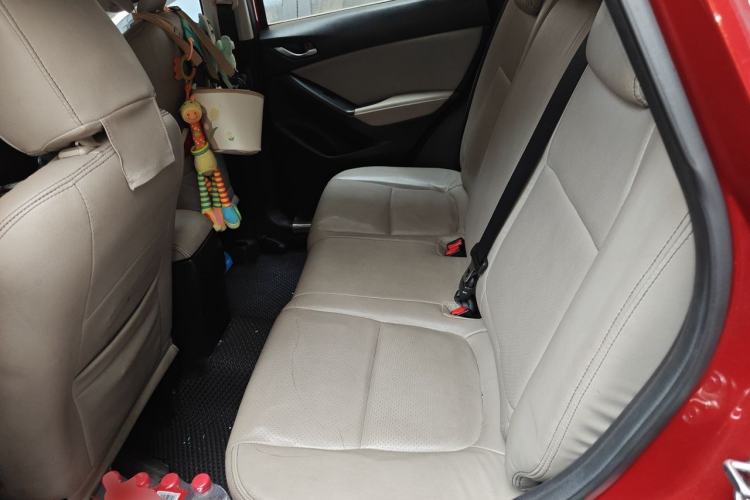 Used Mazda CX-5 2013 2.0L Automatic Two-Wheel Drive Comfort Version Left Rear Seat