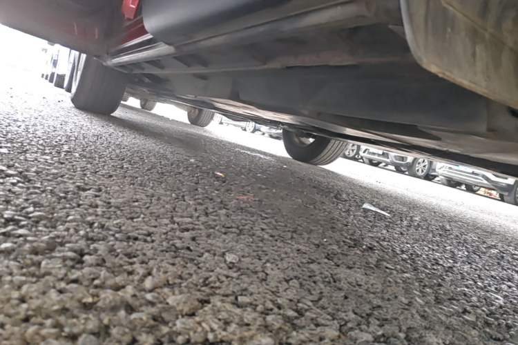 Used Mazda CX-5 2013 2.0L Automatic Two-Wheel Drive Comfort Version Left Side Sill