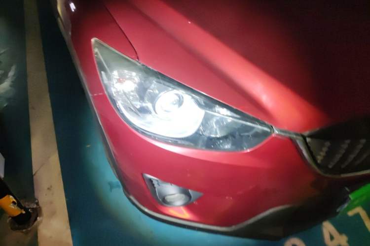 Used Mazda CX-5 2013 2.0L Automatic Two-Wheel Drive Comfort Version Right Front Headlight