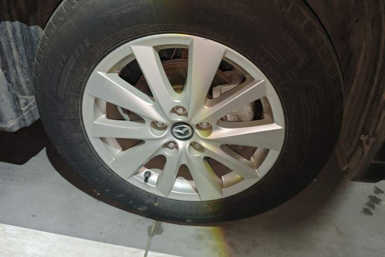 Used Mazda CX-5 2013 2.0L Automatic 4x4 Prestige Edition Right Front Wheel Hub