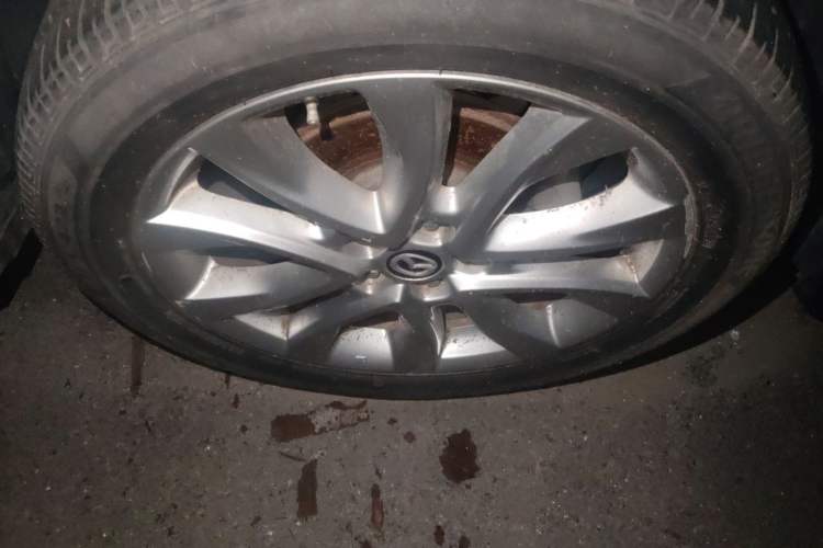 Used Mazda CX-5 2013 2.5L Automatic 4x4 Flagship Edition Right Front Wheel Hub