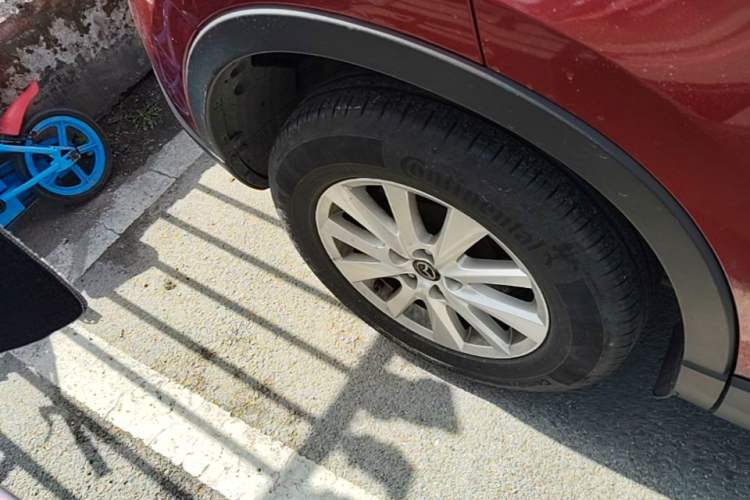Used Mazda CX-5 2013 2.0L Manual Two-Wheel Drive Comfort Version Right Rear Wheel Hub