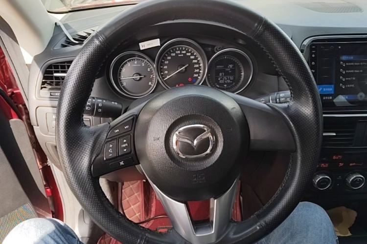 Used Mazda CX-5 2013 2.0L Manual Two-Wheel Drive Comfort Version Steering Wheel