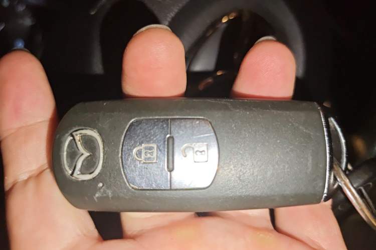 Used Mazda CX-5 2013 2.0L Automatic Two-Wheel Drive Comfort Version Vehicle Key