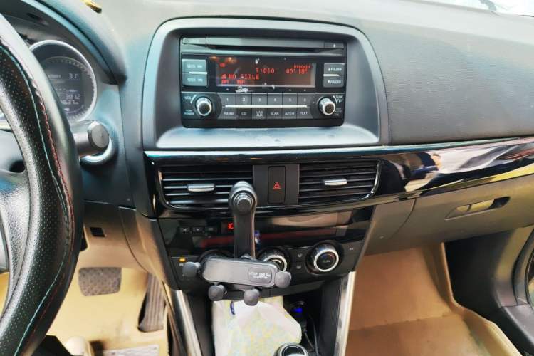 Used Mazda CX-5 2013 2.0L Automatic Two-Wheel Drive Comfort Version Audio And AC Panel