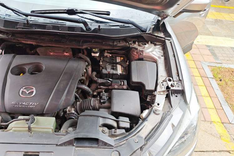 Used Mazda CX-5 2013 2.0L Automatic 4x4 Elite Version Engine Bay Left