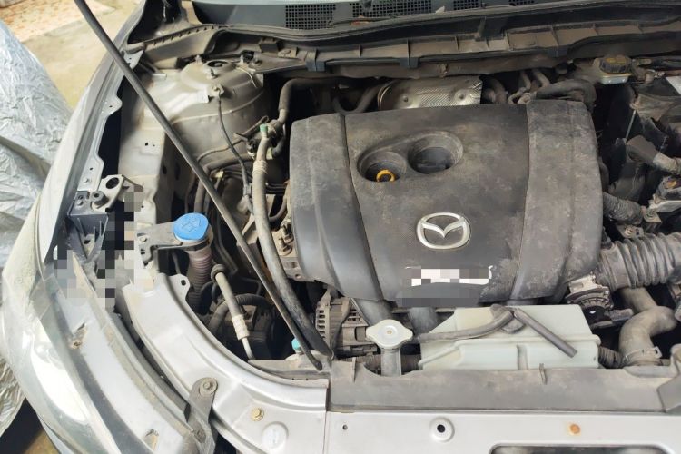 Used Mazda CX-5 2013 2.0L Automatic Two-Wheel Drive Comfort Version Engine Bay Right