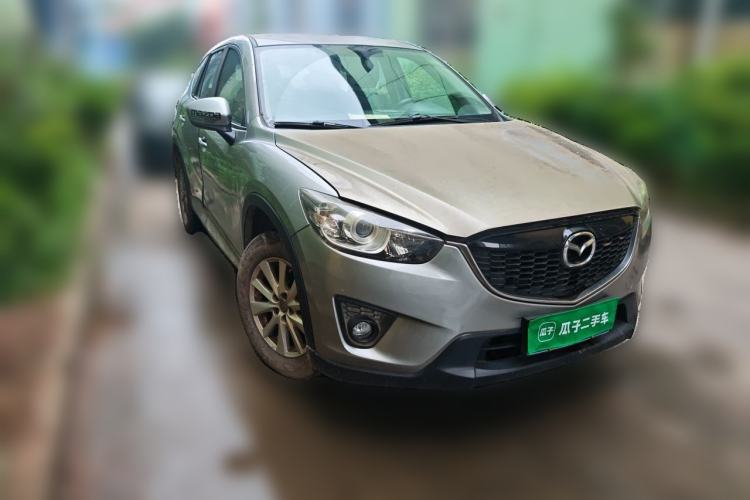 Used Mazda CX-5 2013 2.0L Manual Two-Wheel Drive Comfort Version Front Right 45 Deg