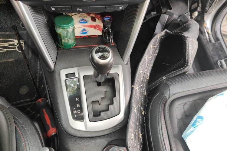 Used Mazda CX-5 2013 2.5L Automatic 4x4 Luxury Version Gear Lever