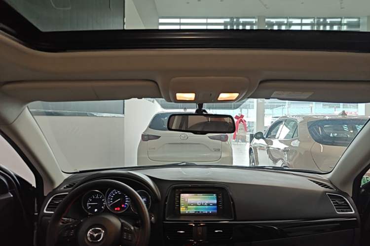 Used Mazda CX-5 2013 2.5L Automatic 4x4 Luxury Version Headliner