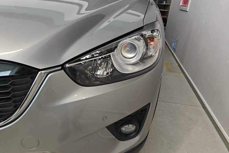 Used Mazda CX-5 2013 2.5L Automatic 4x4 Luxury Version Left Front Headlight
