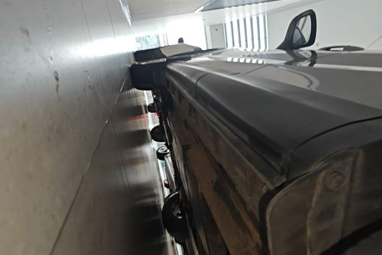 Used Mazda CX-5 2013 2.5L Automatic 4x4 Luxury Version Left Side Sill