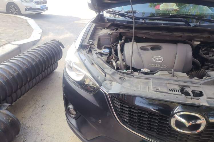 Used Mazda CX-5 2013 2.0L Manual Two-Wheel Drive Comfort Version Right Front Headlight