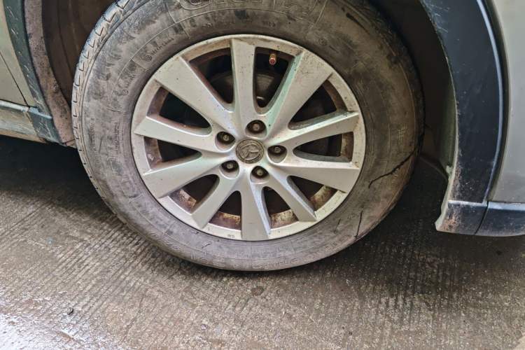 Used Mazda CX-5 2013 2.0L Manual Two-Wheel Drive Comfort Version Right Front Wheel Hub