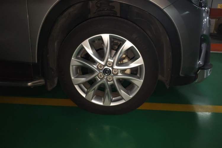 Used Mazda CX-5 2013 2.5L Automatic 4x4 Flagship Edition Right Front Wheel Hub