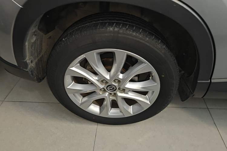 Used Mazda CX-5 2013 2.5L Automatic 4x4 Luxury Version Right Rear Wheel Hub
