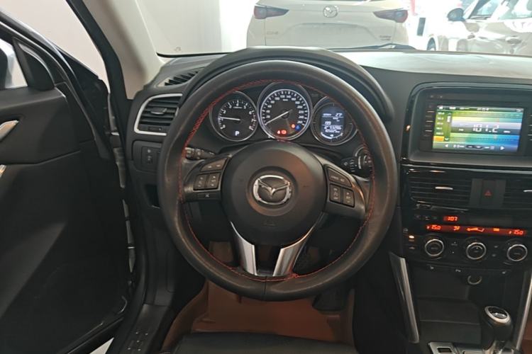 Used Mazda CX-5 2013 2.5L Automatic 4x4 Luxury Version Steering Wheel