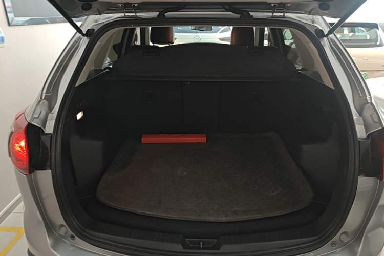 Used Mazda CX-5 2013 2.5L Automatic 4x4 Luxury Version Trunk