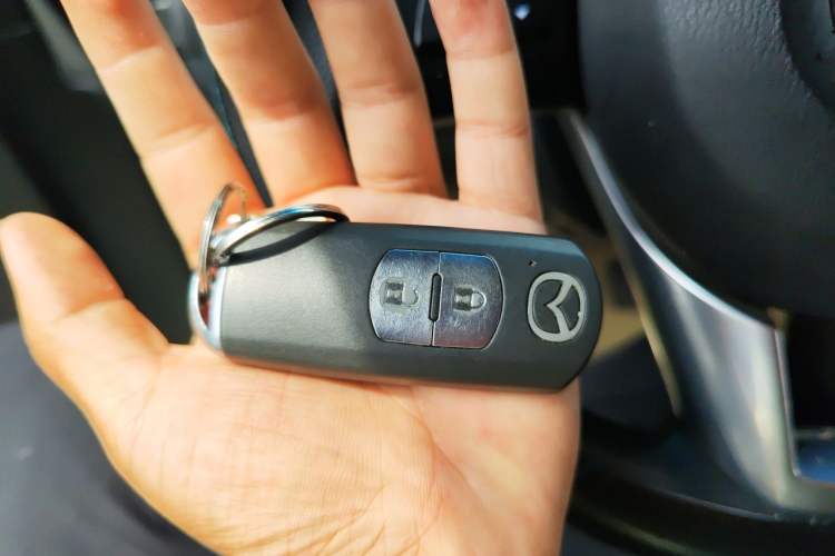 Used Mazda CX-5 2013 2.0L Automatic Two-Wheel Drive Comfort Version Vehicle Key