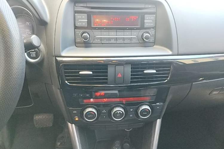 Used Mazda CX-5 2013 2.0L Automatic Two-Wheel Drive Comfort Version Audio And AC Panel