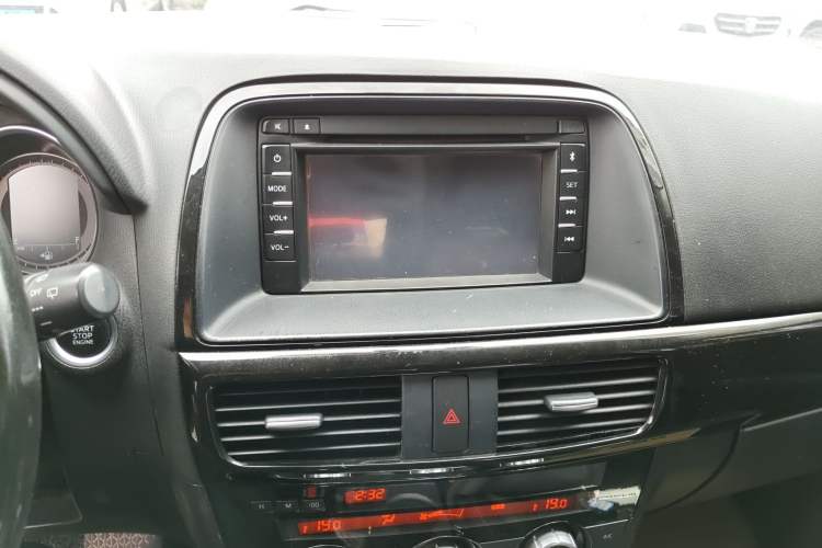 Used Mazda CX-5 2013 2.5L Automatic 4x4 Flagship Edition Audio And AC Panel