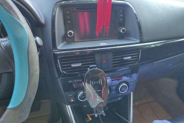 Used Mazda CX-5 2013 2.5L Automatic 4x4 Luxury Version Audio And AC Panel