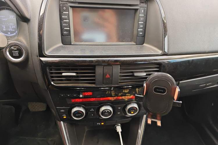 Used Mazda CX-5 2013 2.0L Automatic 4x4 Elite Version Audio And AC Panel