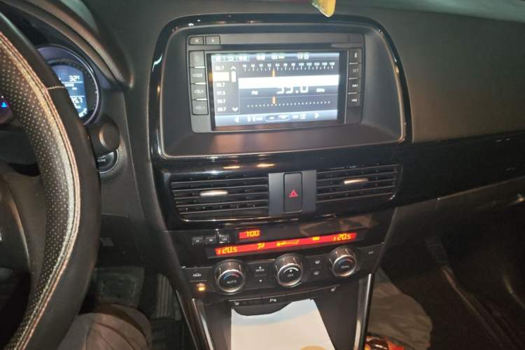 Used Mazda CX-5 2013 2.0L Automatic 4x4 Prestige Edition Audio And AC Panel