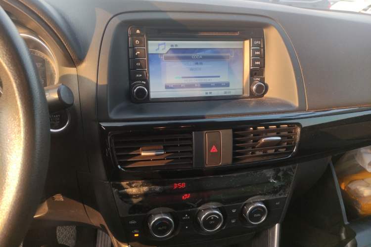 Used Mazda CX-5 2013 2.0L Manual Two-Wheel Drive Comfort Version Audio And AC Panel
