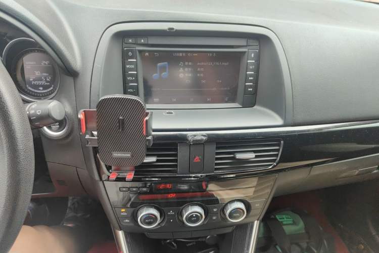 Used Mazda CX-5 2013 2.0L Manual Two-Wheel Drive Comfort Version Audio And AC Panel